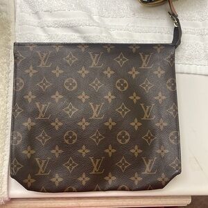 Louis Vuitton purse